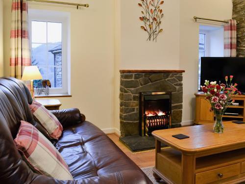 Ty'n Y Fron Cottage