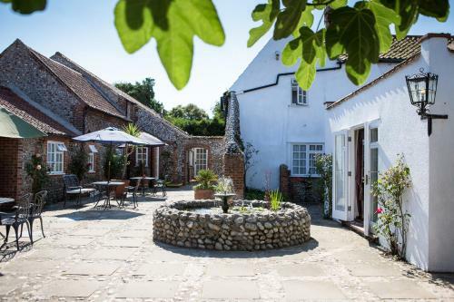 Blakeney Manor Hotel