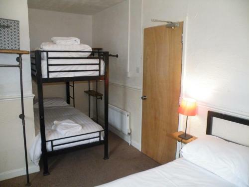 Vinnie's Family Hotel