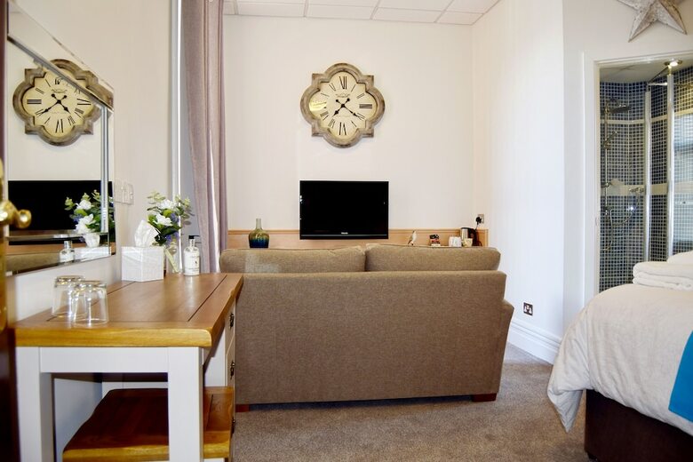 Hostal Avenue Guest House