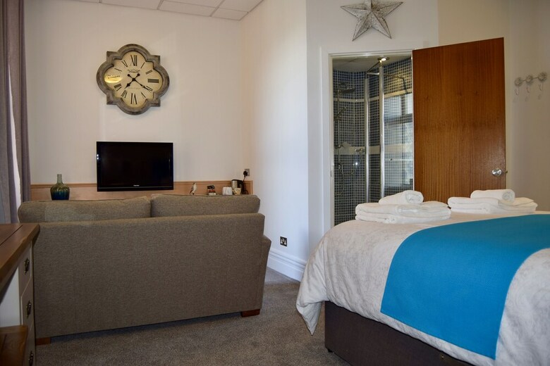 Hostal Avenue Guest House