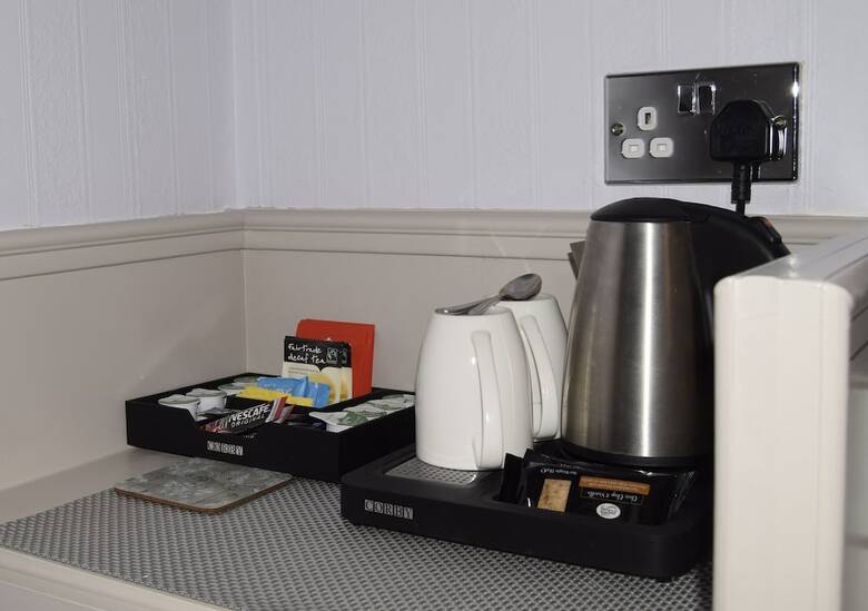 Hostal Avenue Guest House