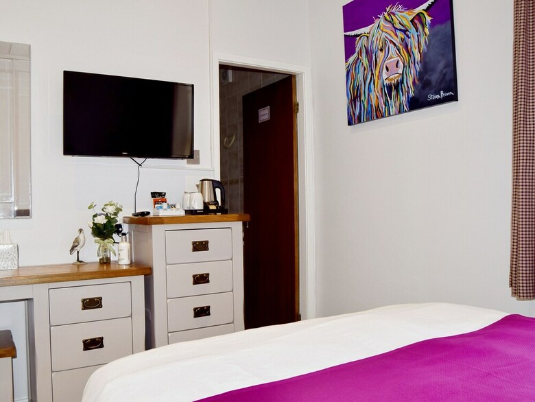 Hostal Avenue Guest House