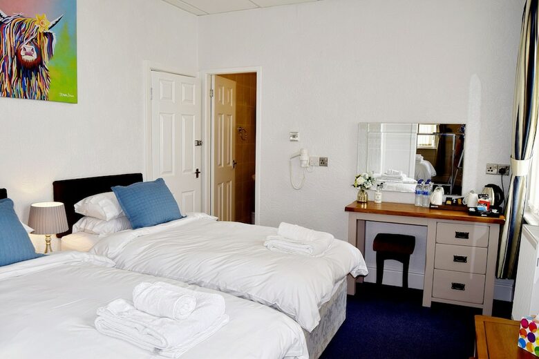 Hostal Avenue Guest House
