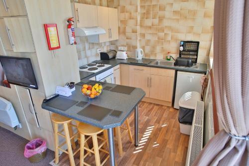 Lynton Apartments