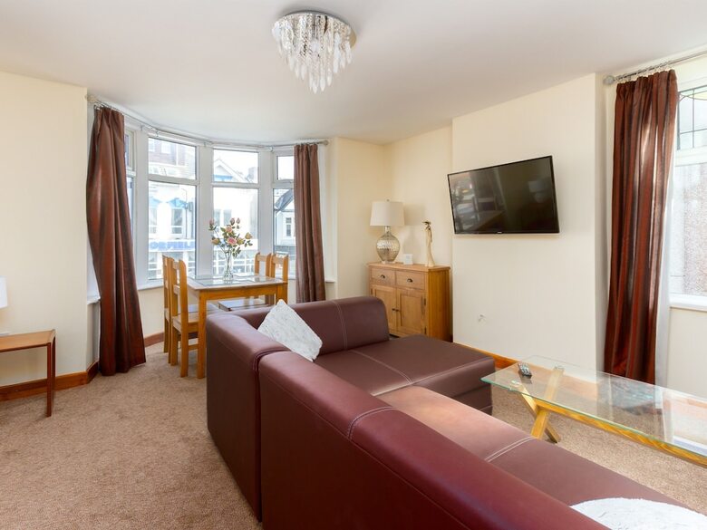 Beachcliffe Lodge Apartments
