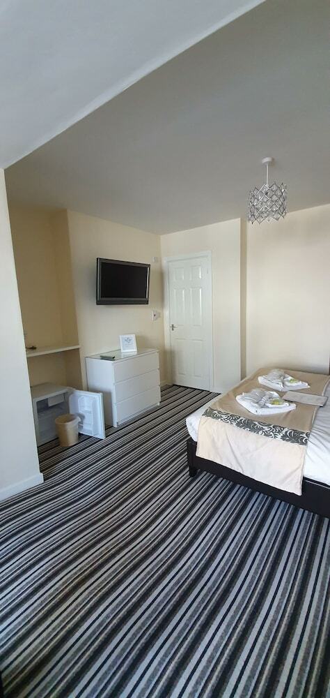 The Oxfordshire Hotel