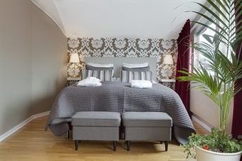 First Hotel Statt