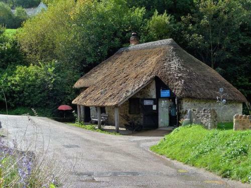 2 Smugglers Close, Branscombe