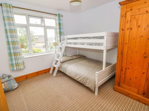 Bramlea, Bridgend