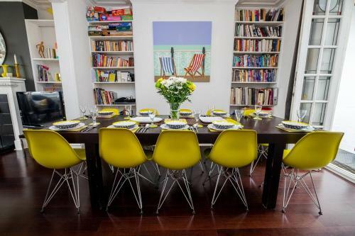 Apartamento Incredible Four Storey Grade II Listed Townhouse