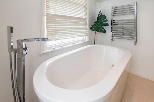 Apartamento Incredible Four Storey Grade II Listed Townhouse