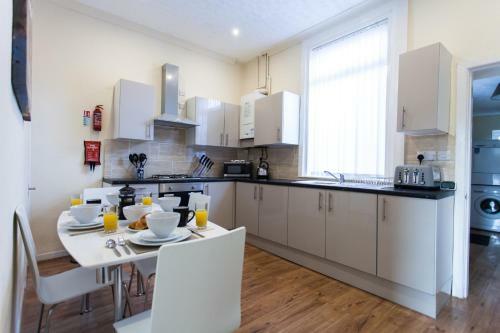 Apartamentos Platinum Sa - Openshaw House