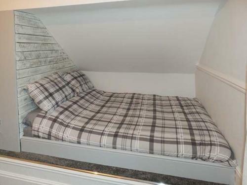 Flat 13 Sandringham Court