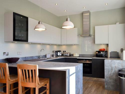 The Old Post Office - Apartment 2