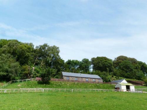 Holiday Home Cwm Tawel