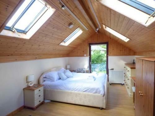 Medlar Tree Cottage