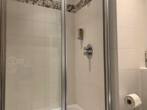 Sky Night Serviced Apartments