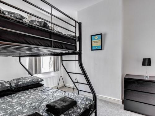 Holiday Home Ty Pontcanna
