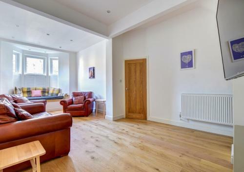 Glan Yr Afon Cardiff Townhouse