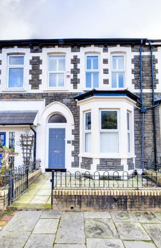 Glan Yr Afon Cardiff Townhouse