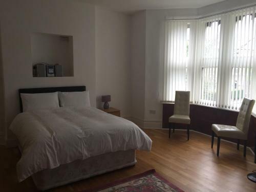 3 Luxury En-suite Bedrooms