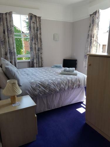Hostal Alexandra Lodge Guest House