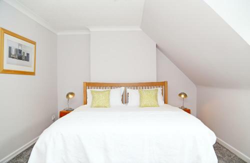 Chapel Street Apartment
