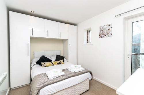 Racecourse Serviced Apartments
