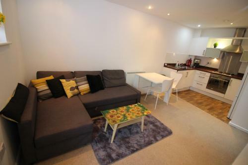 Racecourse Serviced Apartments