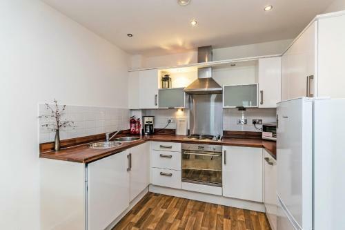 Racecourse Serviced Apartments