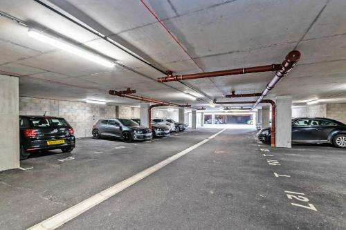 Racecourse Serviced Apartments