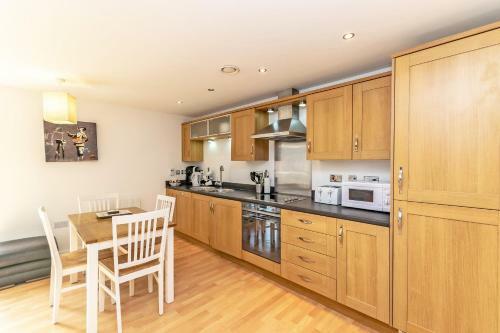 Racecourse Serviced Apartments
