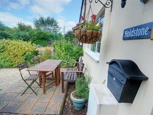 Holiday Home Holdstone