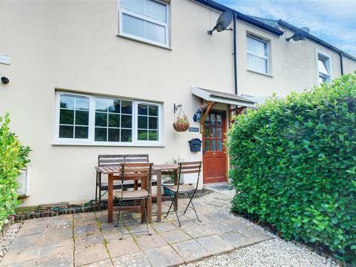 Holiday Home Holdstone