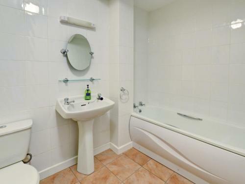 Holiday Home Holdstone