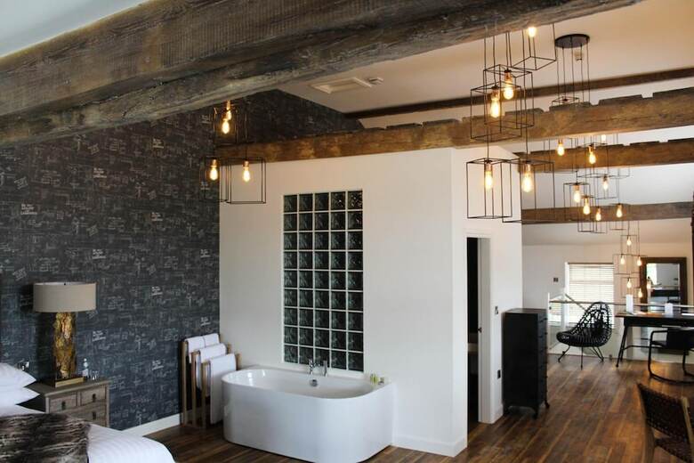 Hotel 1823 Spinning Block