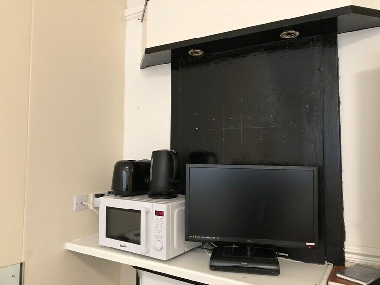 Lodge Budget Rooms Crosskeys