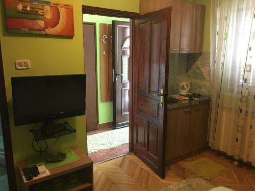 Bjelica Apartments Kotor