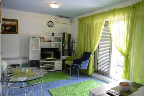 Bjelica Apartments Kotor