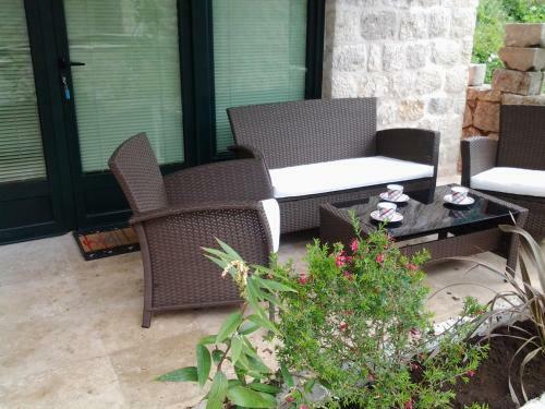 Apartamentos Ljuta Studios