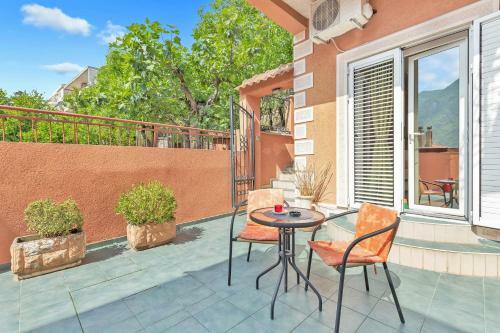 Apartments Vukotic I