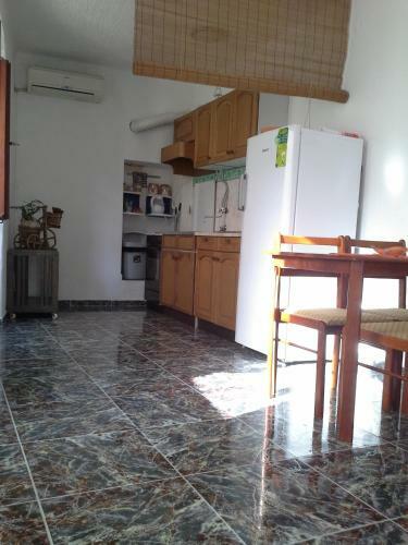 Apartment Pela