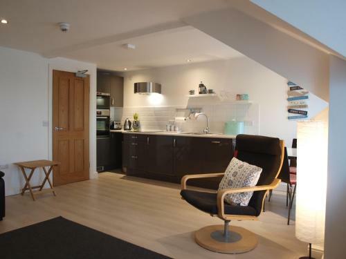Marine Terrace Apartments