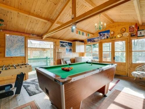 Holiday Home Penrhy