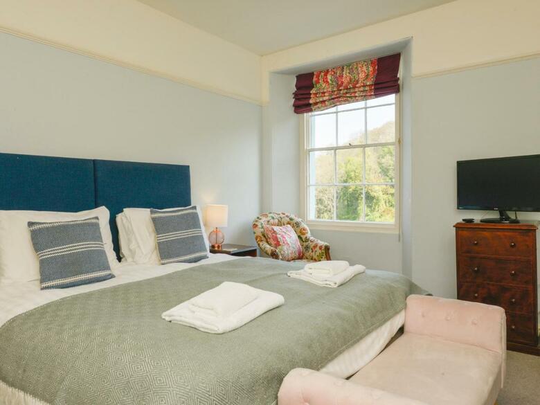 Woodlands, Dartmouth