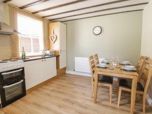 June Cottage, Denbigh