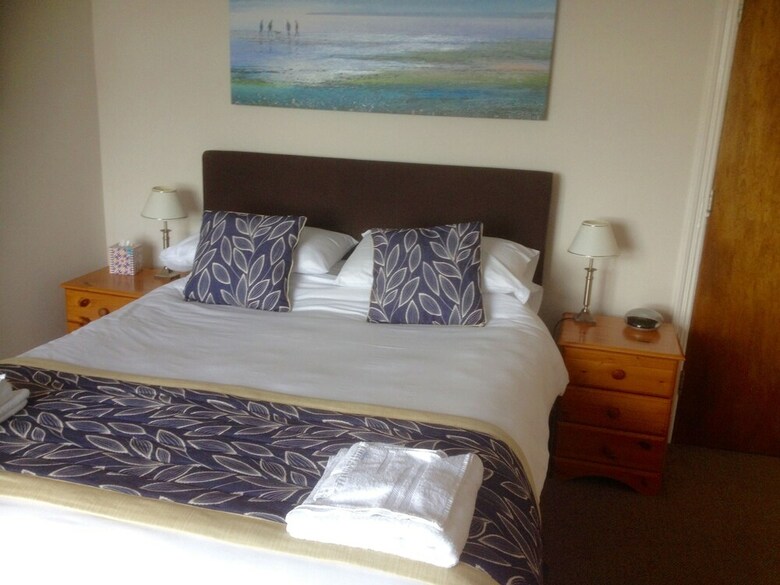 By The Sea Bed And Breakfast