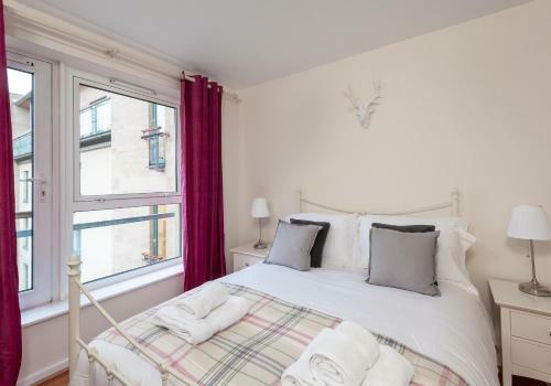 Apartamento The Holyrood Park Residence