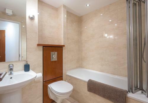 Apartamento The Holyrood Park Residence